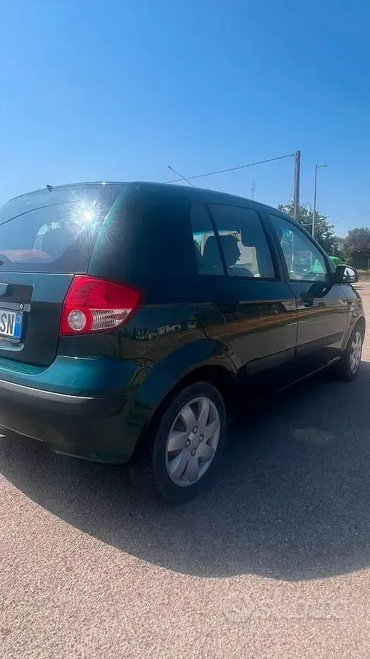 Usata Hyundai Getz 63 CV (46 kW) 2003 Verde Utilitaria