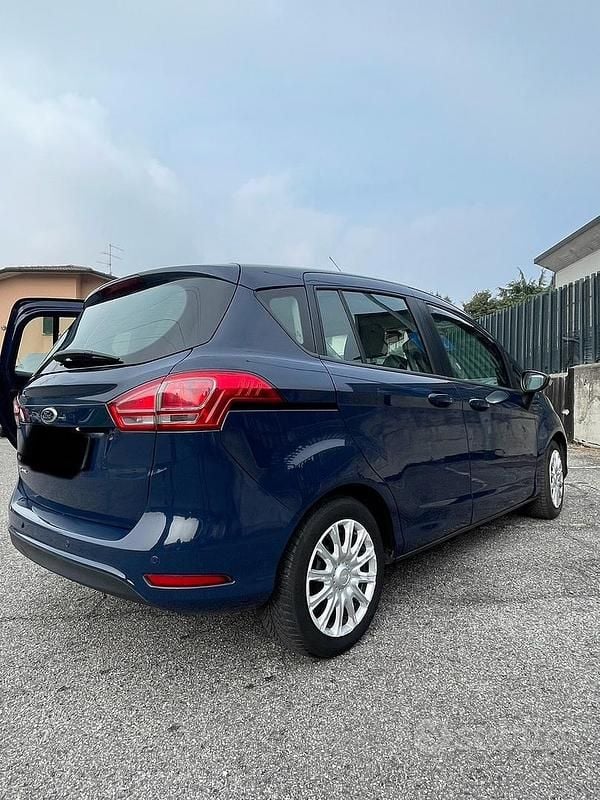 Usata Ford B-MAX 90 CV (66 kW) 2014 Blu Monovolume