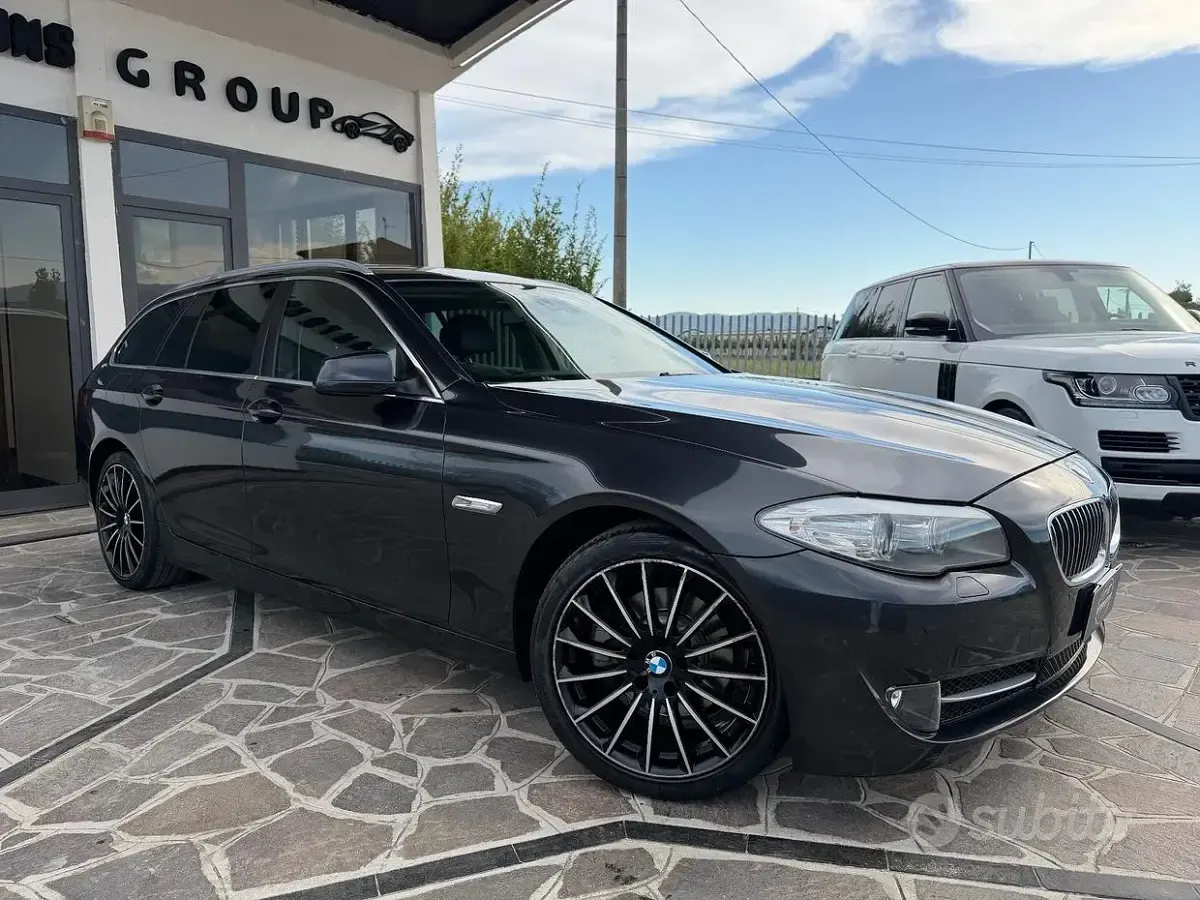 Usata BMW 520 184 CV (135 kW) 2011 Bluazzurro Station wagon