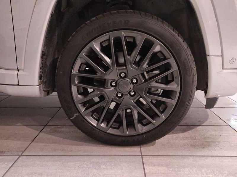 Usata Jeep Compass 179 CV (131 kW) 2021 Argento SUV