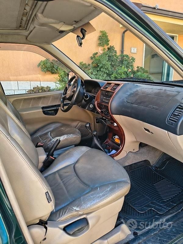 Usata Nissan Terrano 154 CV (113 kW) 2003 Verde SUV