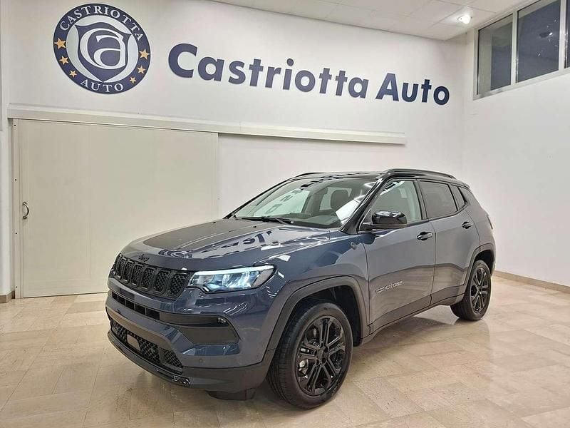 Blu/azzurro Nuova 2025 Jeep Compass North SUV | 34.900 € - Immagine 1/4
