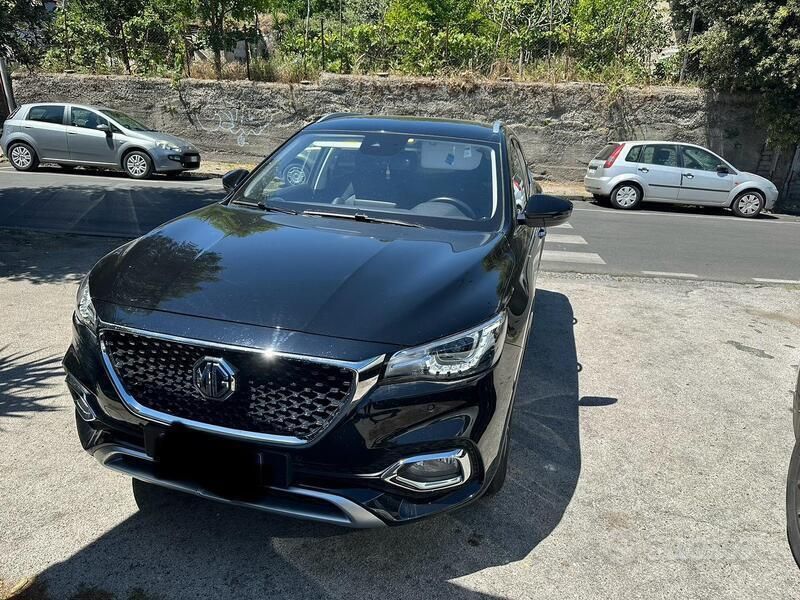 Nero Usata 2023 MG HS Comfort SUV | 18.000 € (Buon prezzo) - Immagine 1/4