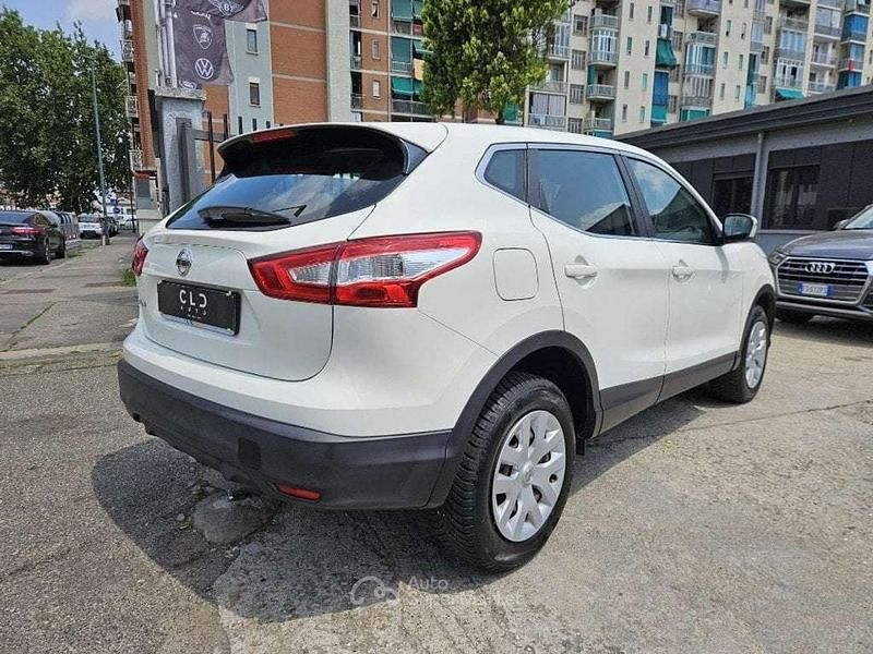 Usata Nissan Qashqai 116 CV (85 kW) 2016 Bianco SUV