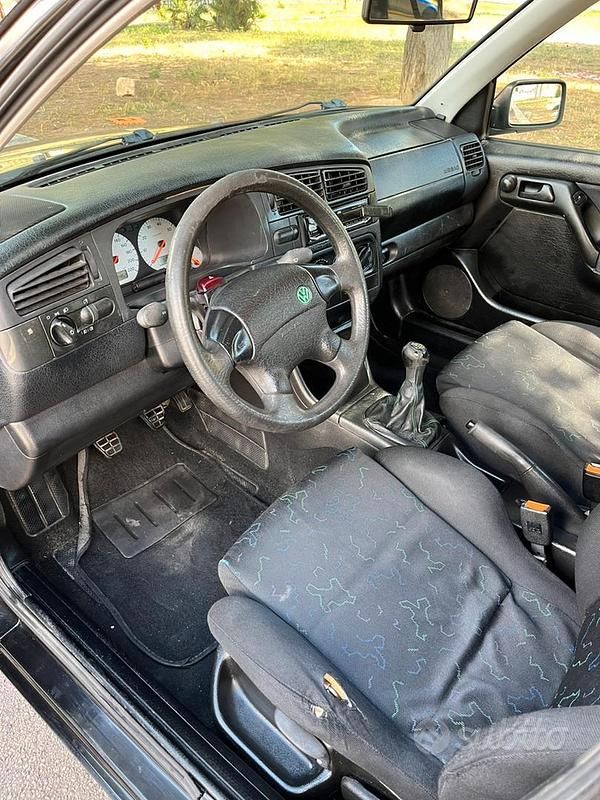 Usata VW Golf III 1996 Nero Berlina