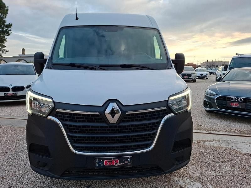 Usata Renault Master 135 CV (99 kW) 2021 Bianco Berlina