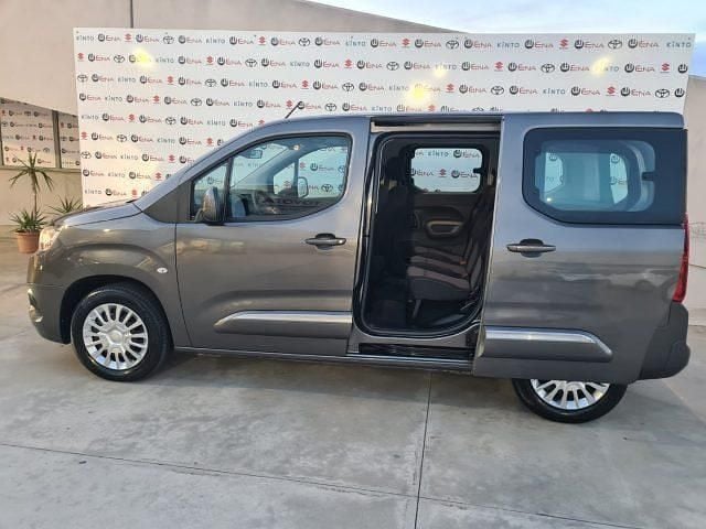 Usata Toyota Proace Verso City 131 CV (96 kW) 2021 Grigio scuro metallizzato Station wagon