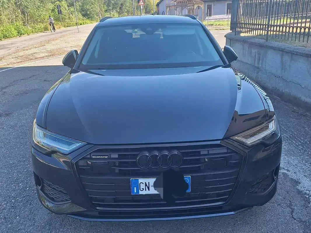 Usata Audi A6 Business 204 CV (150 kW) 2023 Blu/azzurro Station wagon