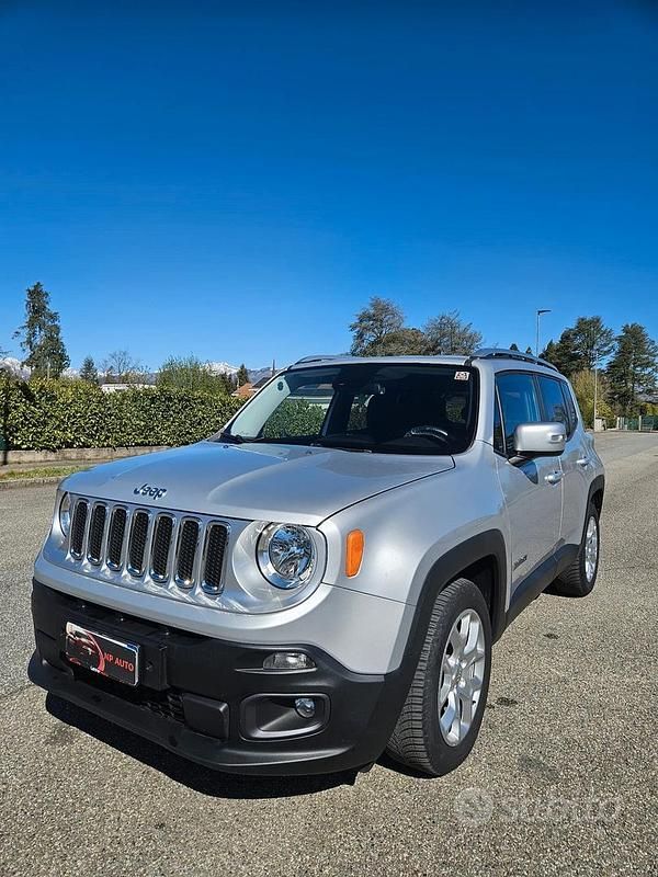 Usata Jeep Renegade Limited 120 CV (88 kW) 2015 Grigio SUV