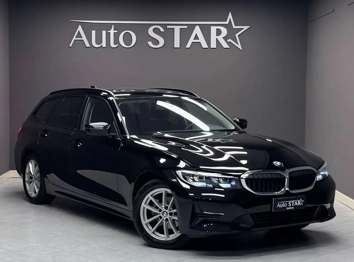 Usata BMW 318 150 CV (110 kW) 2022 Nero Station wagon