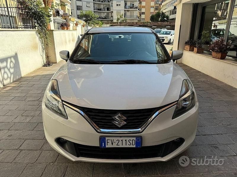 Usata Suzuki Baleno 90 CV (66 kW) 2019 Bianco Utilitaria