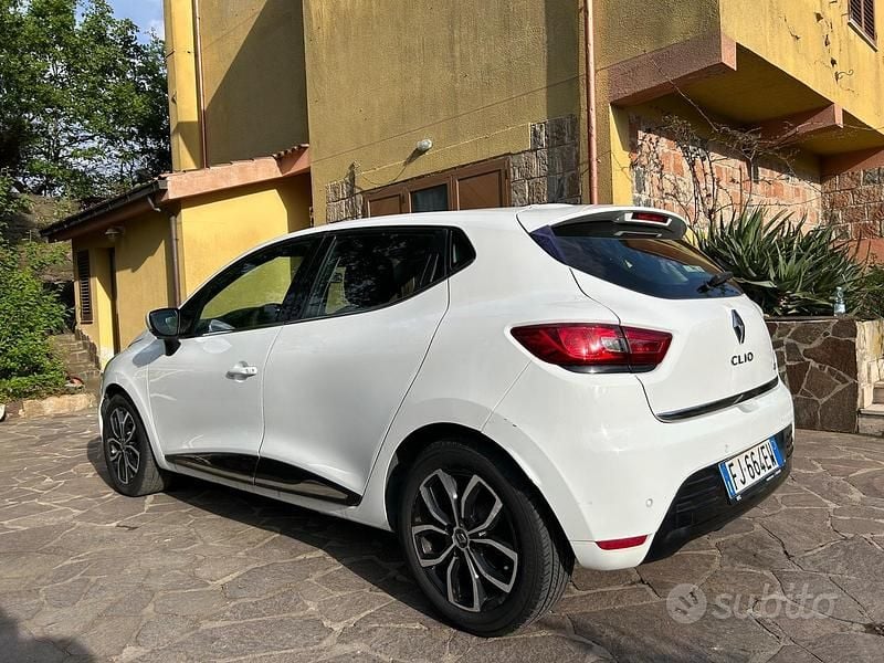 Usata Renault Clio IV 90 CV (66 kW) 2017 Bianco Berlina