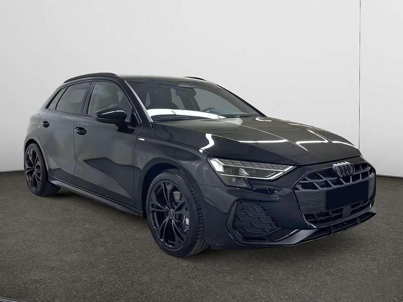 Nuova Audi A3 S-Line 204 CV (150 kW) 2026 Nero Berlina