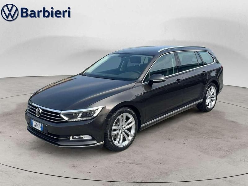 Usata VW Passat Highline 239 CV (175 kW) 2015 Nero Station wagon