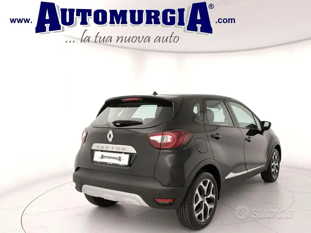 Usata Renault Captur Intens 90 CV (66 kW) 2018 Nero SUV