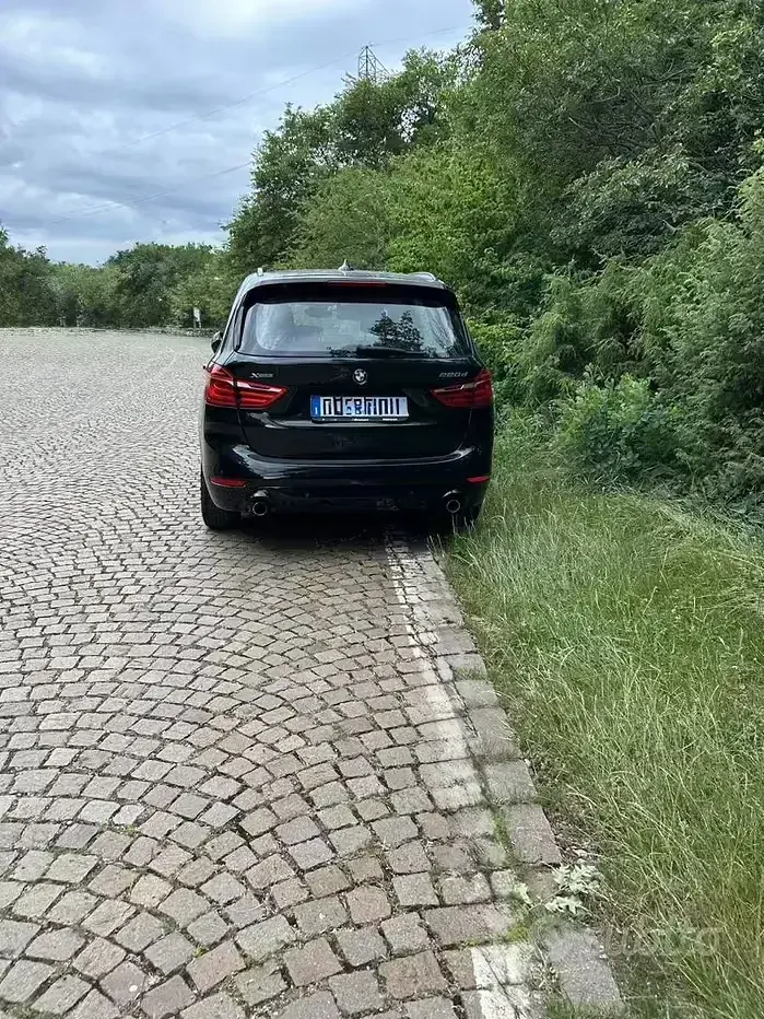 Usata BMW 220 Gran Tourer 190 CV (139 kW) 2016 Nero Monovolume