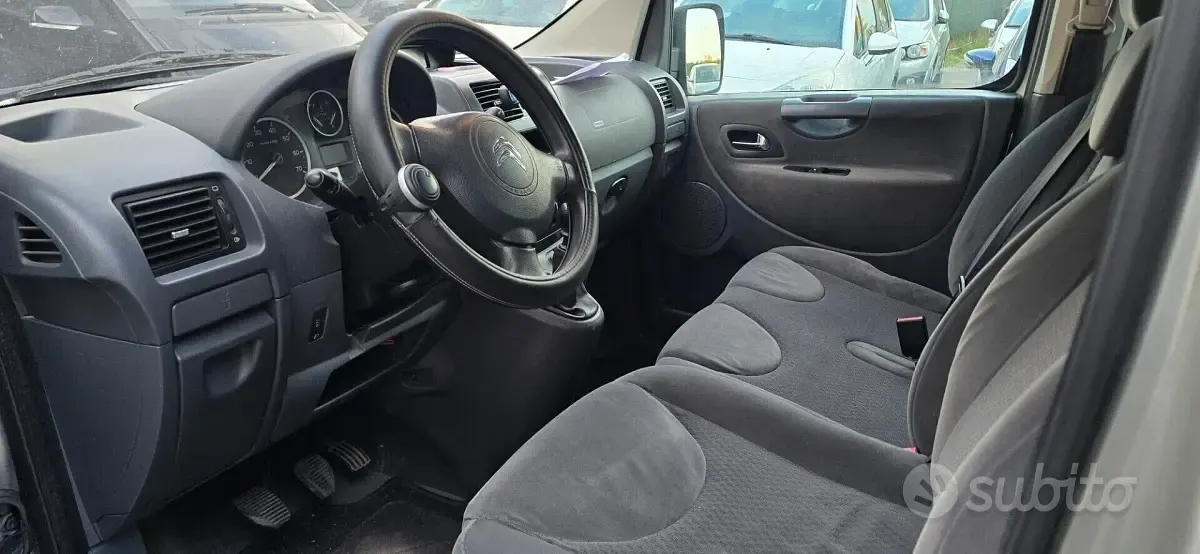 Usata Citroën Jumpy Exclusive 128 CV (94 kW) 2014 Grigio Monovolume