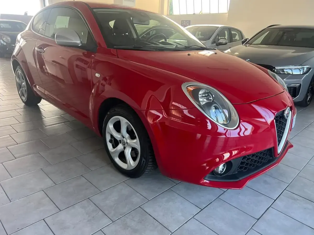 Usata Alfa Romeo MiTo 95 CV (69 kW) 2018 Rosso Utilitaria