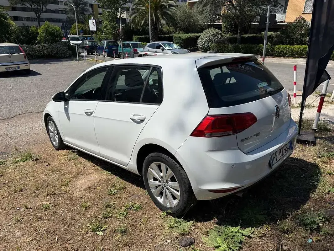 Usata VW Golf VII 110 CV (80 kW) 2016 Bianco Berlina
