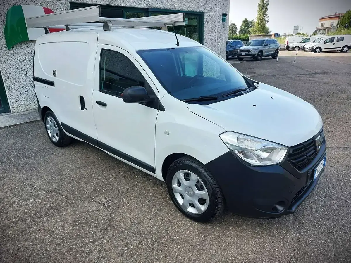 Usata Dacia Dokker 102 CV (75 kW) 2017 Bianco Monovolume