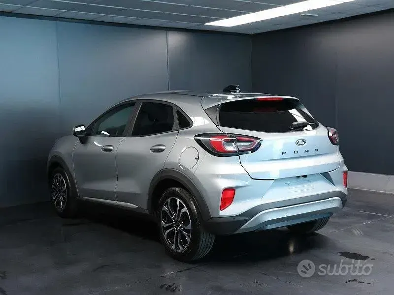 Usata Ford Puma Titanium 124 CV (91 kW) 2025 Argento SUV