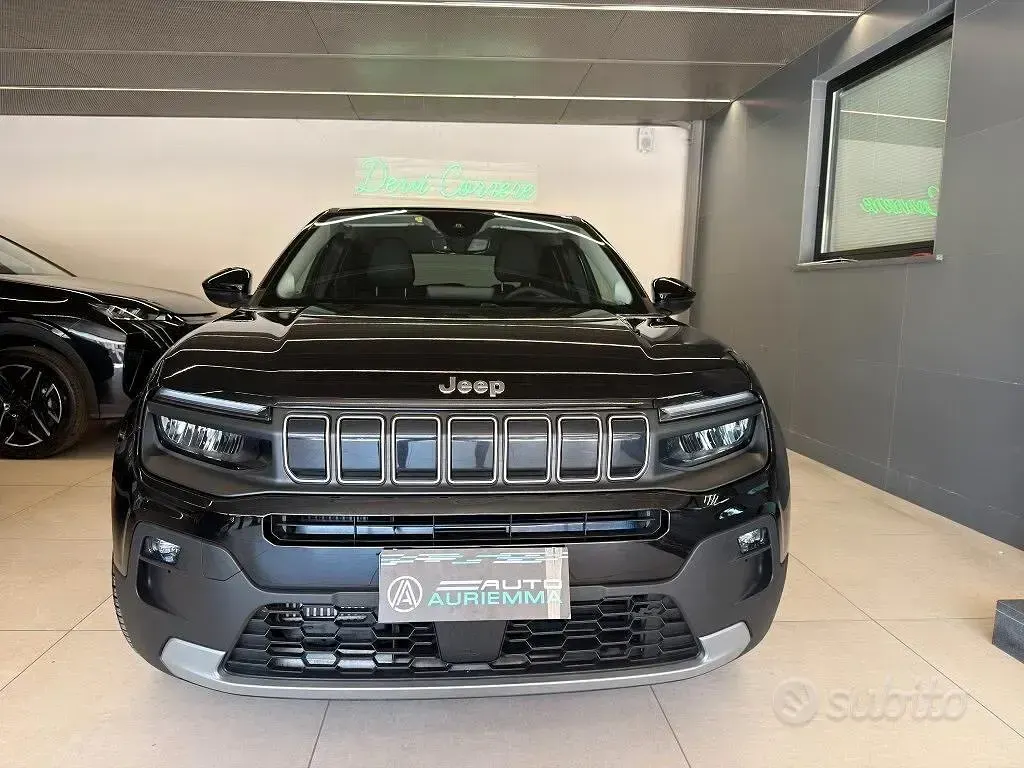 Usata Jeep Avenger 101 CV (74 kW) 2025 Nero SUV