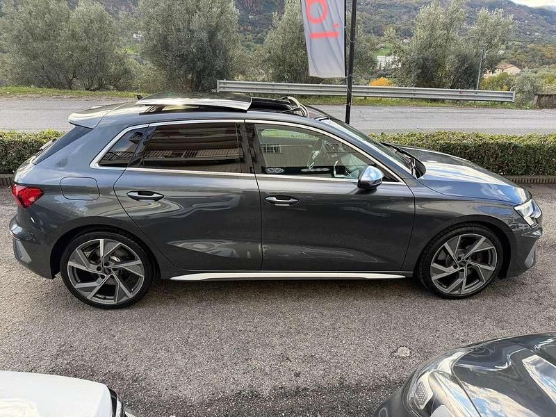 Usata Audi S3 Sport 310 CV (228 kW) 2023 Grigio daytona Berlina