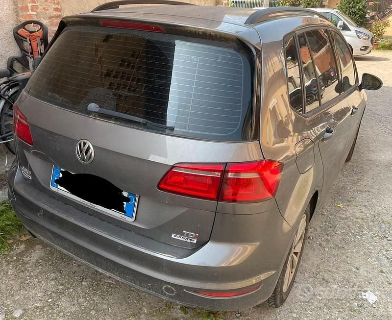 Usata VW Golf Sportsvan 110 CV (80 kW) 2016 Grigio Monovolume