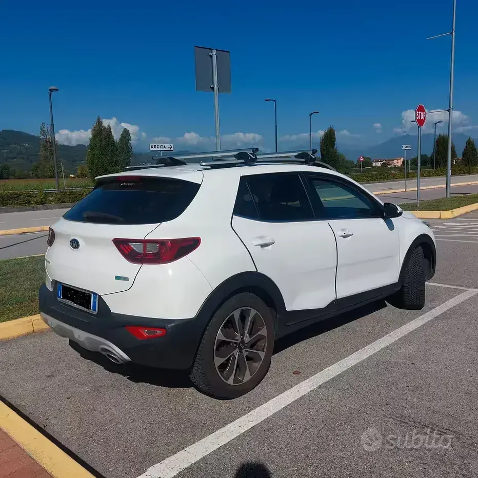 Usata Kia Stonic 100 CV (73 kW) 2019 SUV