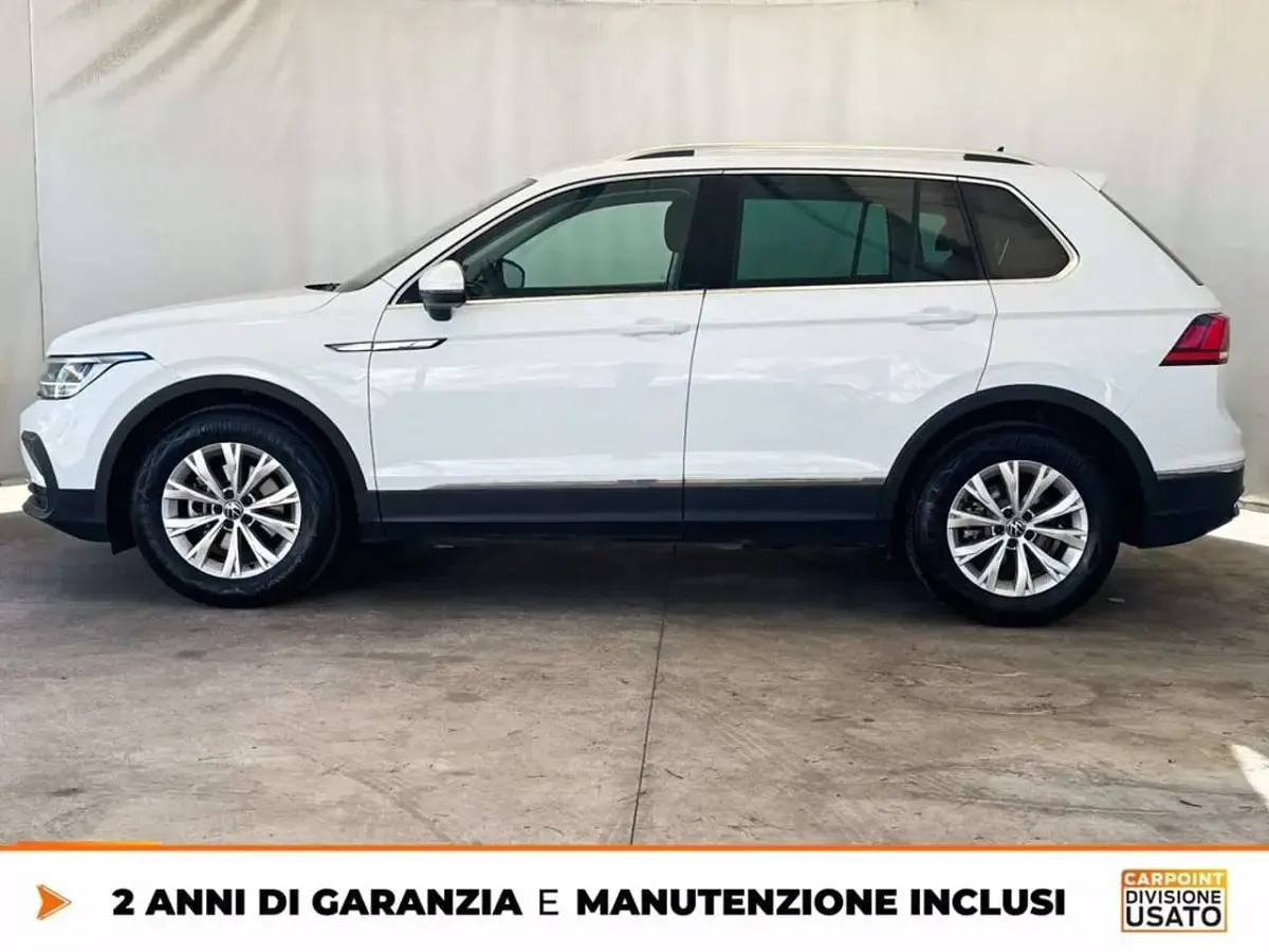 Usata VW Tiguan Life 131 CV (96 kW) 2021 Bianco SUV