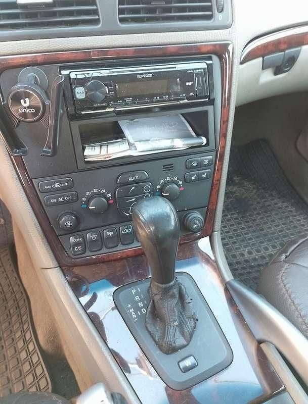 Usata Volvo XC70 Summum 185 CV (136 kW) 2006 Bianco Station wagon