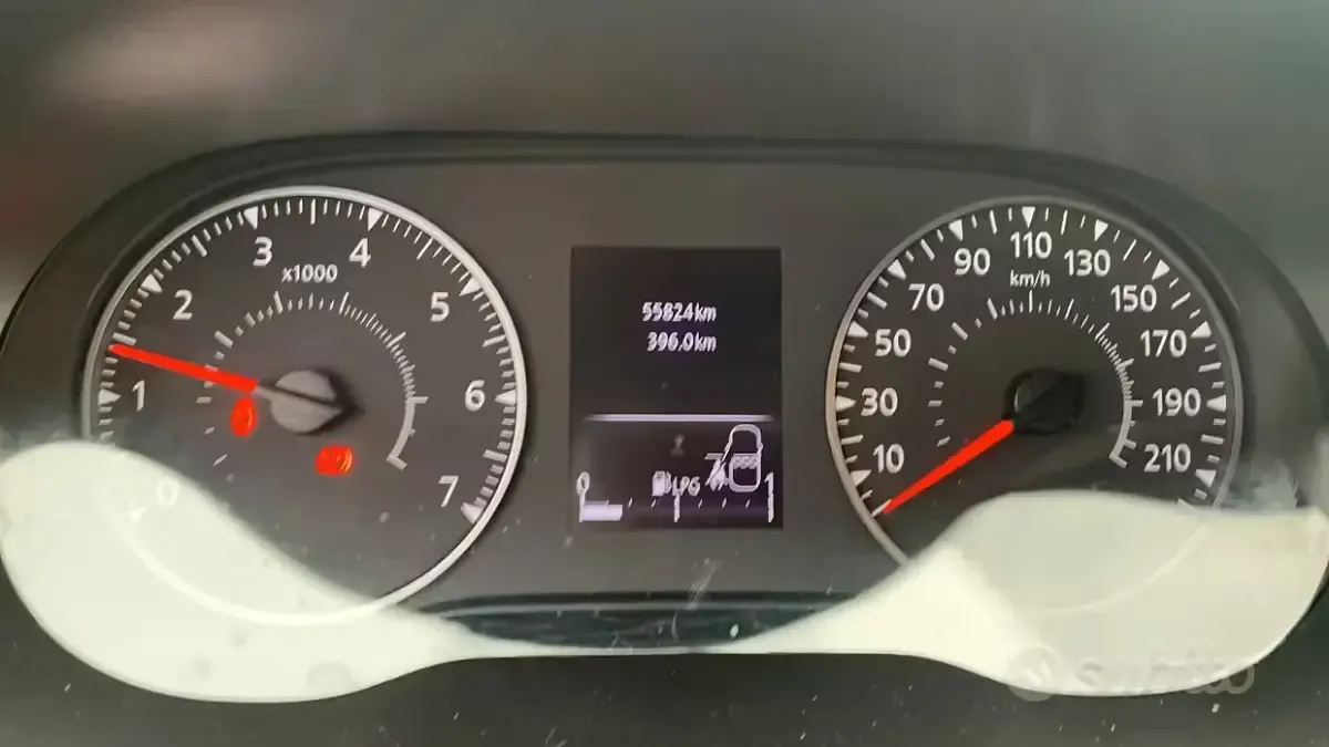 Usata Dacia Duster Journey 101 CV (74 kW) 2023 Grigio SUV