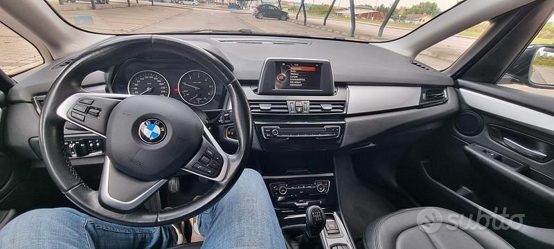 Usata BMW 216 Advantage 115 CV (84 kW) 2015 Nero Monovolume