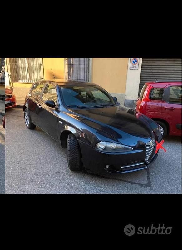 Usata Alfa Romeo 147 105 CV (77 kW) 2009 Nero Utilitaria