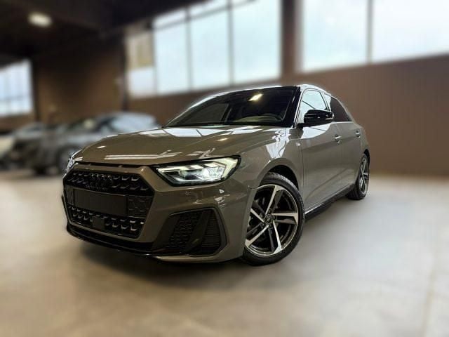 Usata Audi A1 S-Line 116 CV (85 kW) 2025 Grigio scuro metallizzato SUV