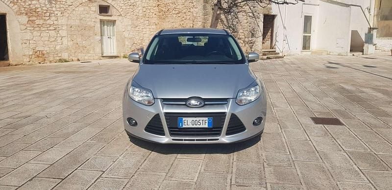 Usata Ford Focus Titanium 116 CV (85 kW) 2012 Argento Berlina