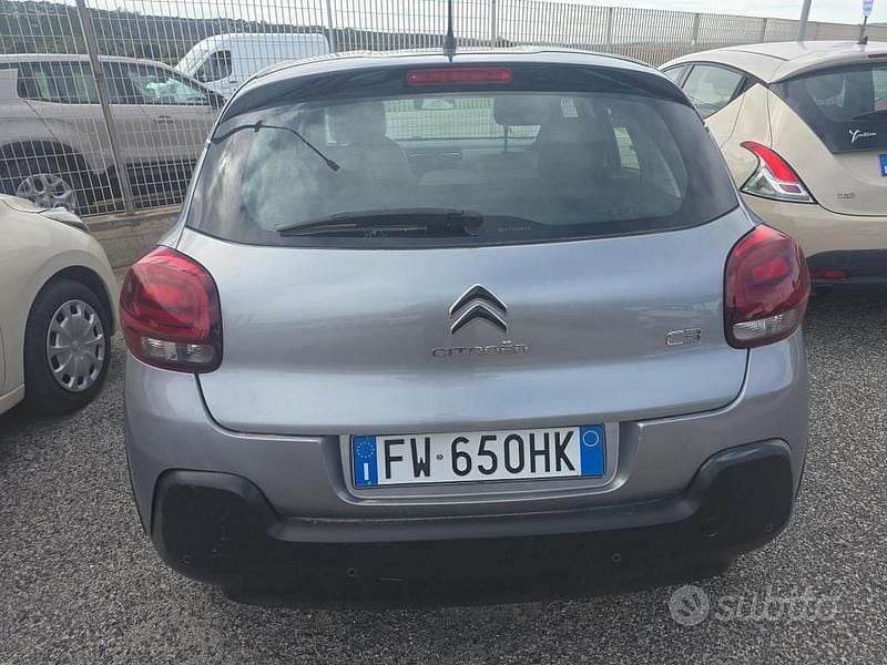 Usata Citroën C3 Shine 101 CV (74 kW) 2019 Grigio Utilitaria
