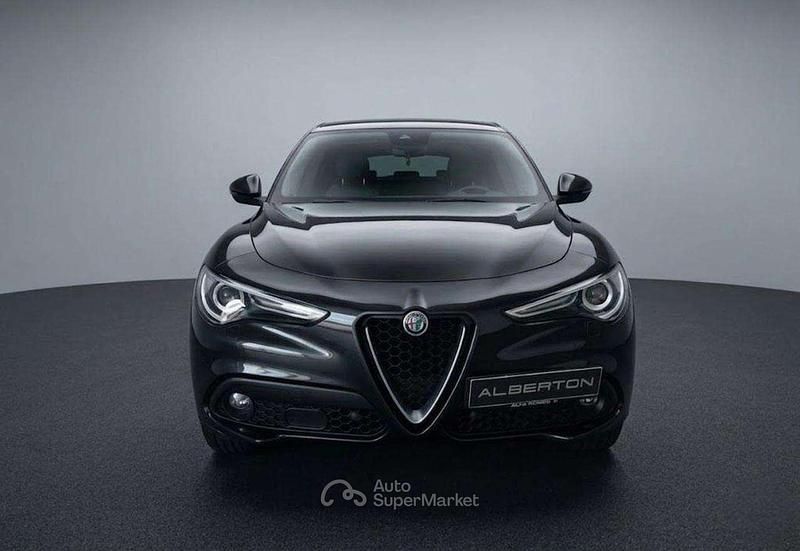 Usata Alfa Romeo Stelvio Super 210 CV (154 kW) 2017 Nero SUV