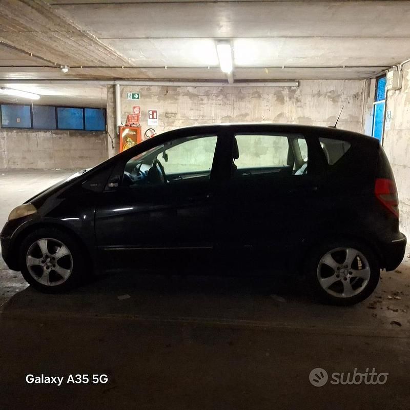 Usata Mercedes A180 109 CV (80 kW) 2004 Nero Berlina