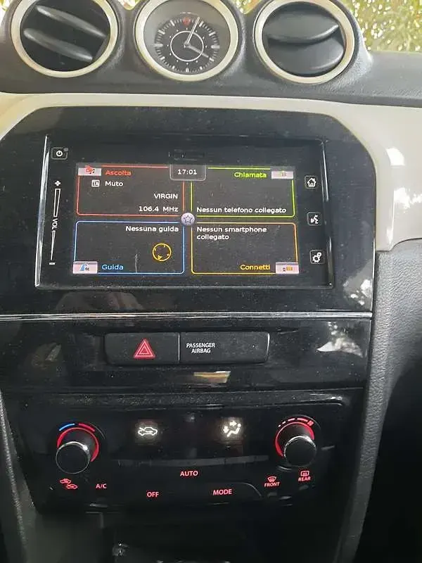 Usata Suzuki Vitara 120 CV (88 kW) 2015 Bianco SUV
