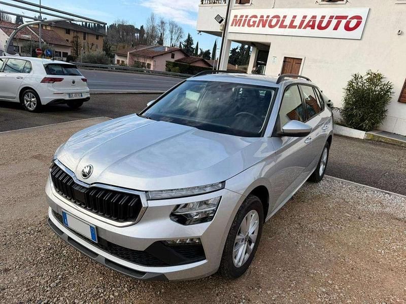 Argento Usata 2025 Skoda Kamiq Selection SUV | 19.900 € (Buon prezzo) - Immagine 1/4