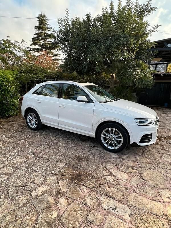 Usata Audi Q3 Ambiente 184 CV (135 kW) 2015 SUV