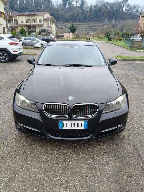Usata BMW 316 116 CV (85 kW) 2010 Nero Station wagon