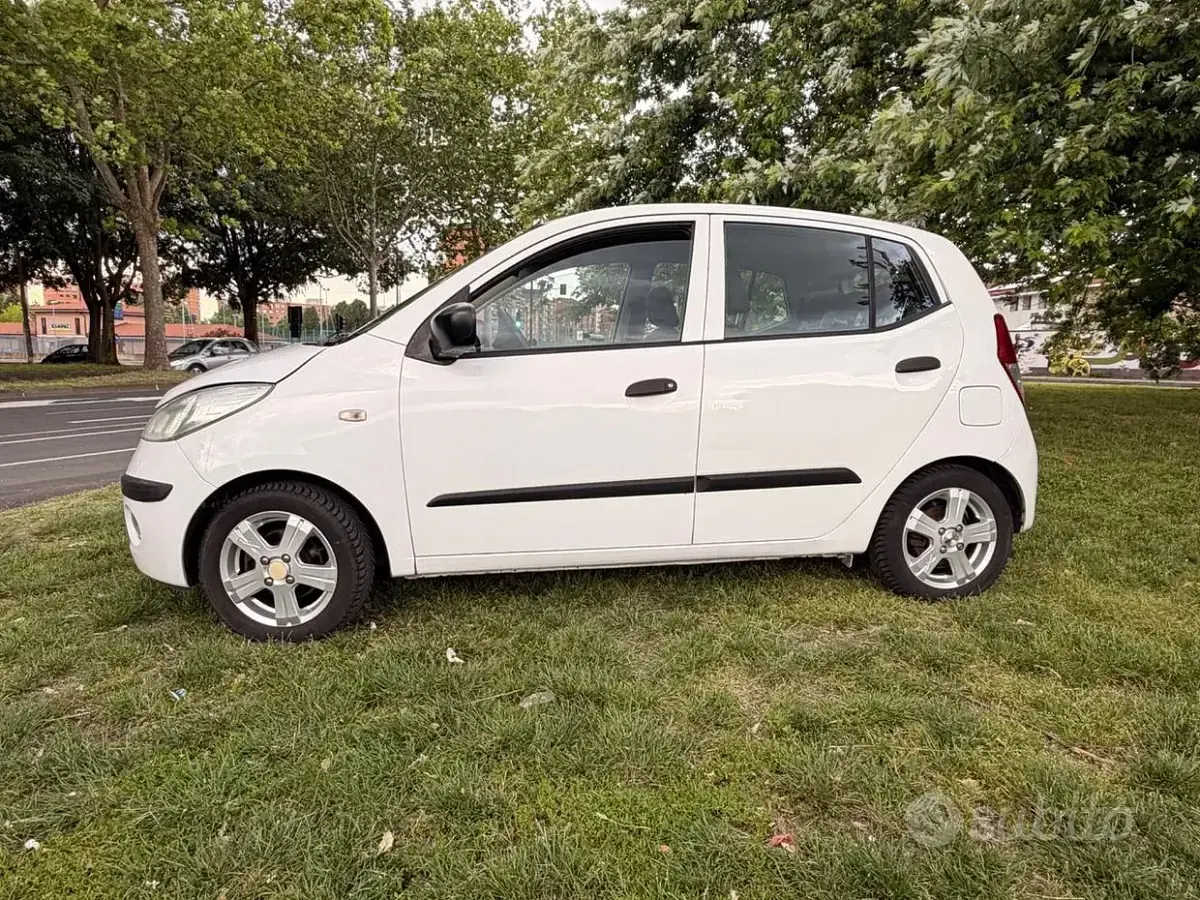 Usata Hyundai i10 Style 64 CV (47 kW) 2009 Bianco Utilitaria