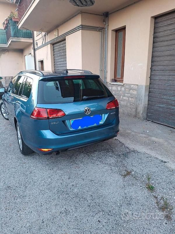 Blu Usata 2016 VW Golf VII Tre volumi | 6900 € (Super prezzo) - Immagine 1/4