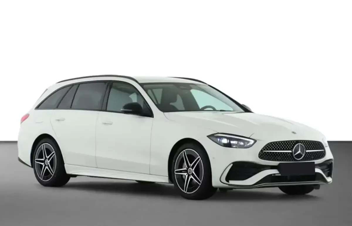 Usata Mercedes C200 AMG Line Premium 163 CV (119 kW) 2025 Bianco SUV
