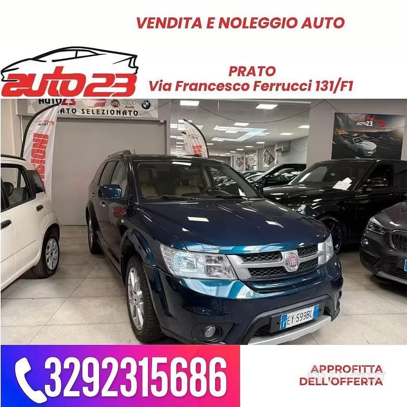 Usata Fiat Freemont Lounge 170 CV (125 kW) 2015 Blu SUV