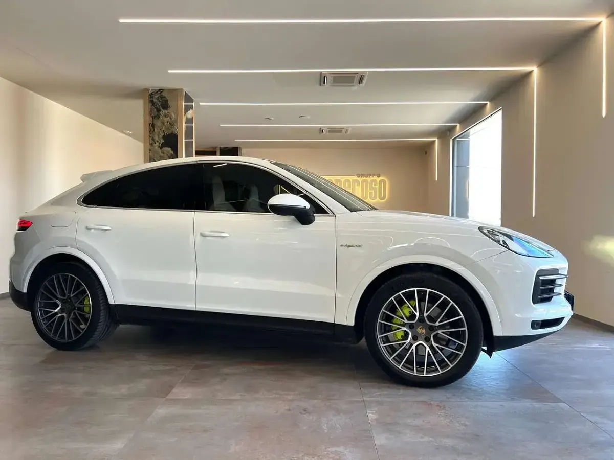 Usata Porsche Cayenne 340 CV (250 kW) 2020 Bianco SUV