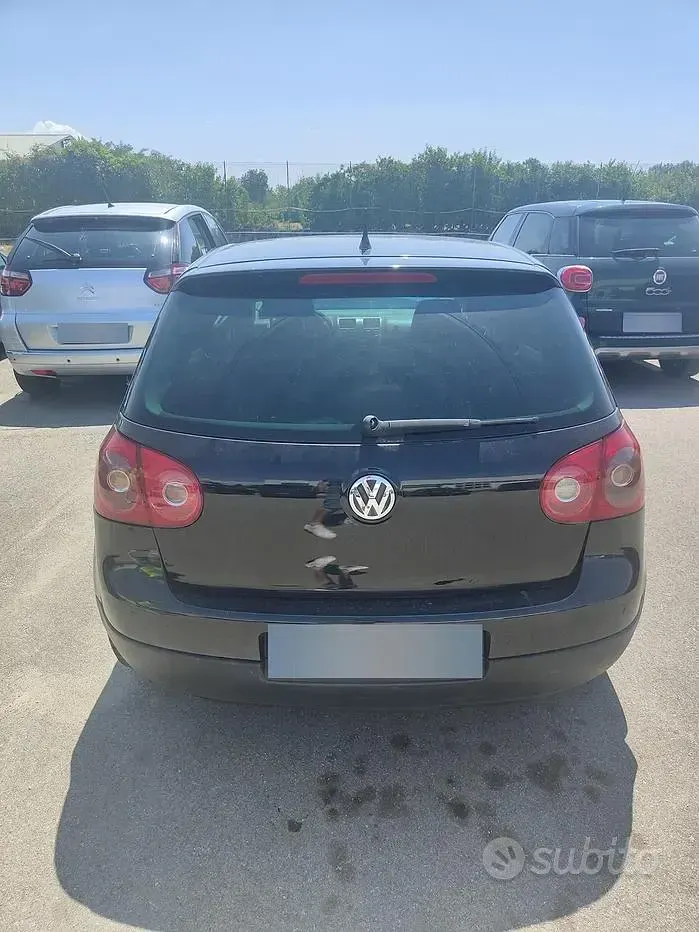 Usata VW Golf V 105 CV (77 kW) 2007 Nero Berlina