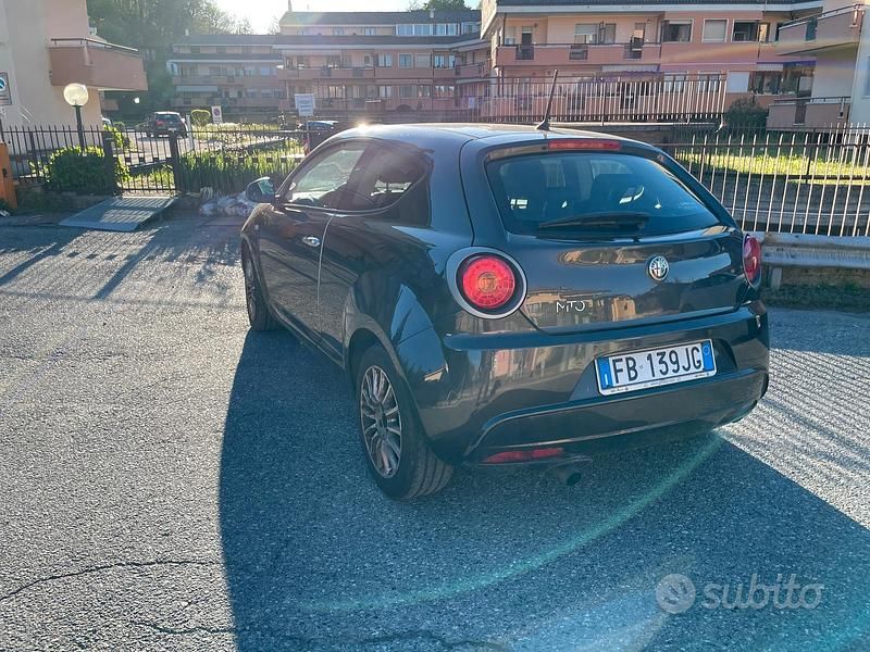 Usata Alfa Romeo MiTo 85 CV (62 kW) 2015 Grigio Utilitaria